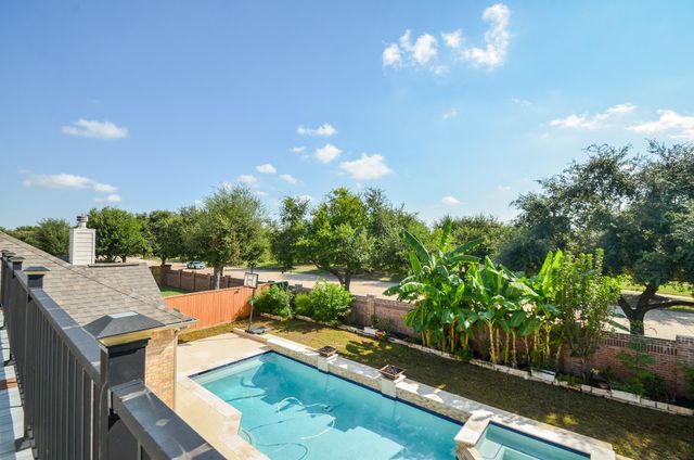 723 Overdell Drive, Sugar Land, TX 77479