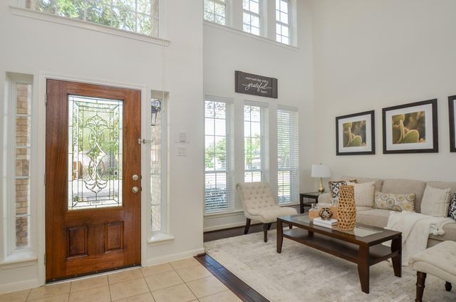 723 Overdell Drive, Sugar Land, TX 77479