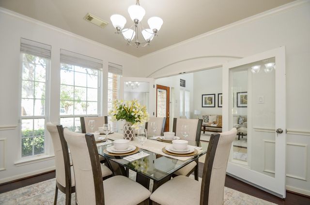 723 Overdell Drive, Sugar Land, TX 77479