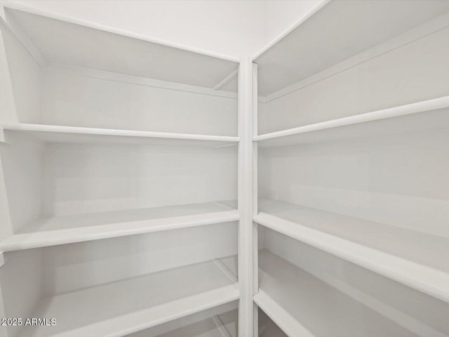 15914 W COTTONTAIL Lane, Surprise, AZ 85387