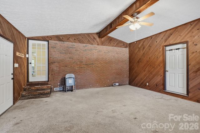 624 Patricia Avenue, Harrisburg, NC 28075