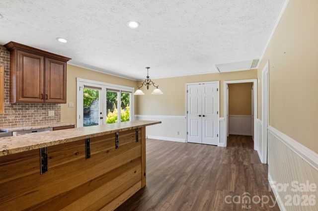624 Patricia Avenue, Harrisburg, NC 28075