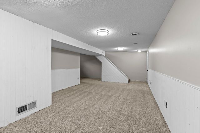9894 Hall Avenue NE, Monticello, MN 55362
