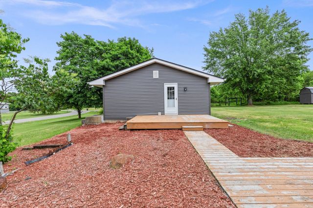 9894 Hall Avenue NE, Monticello, MN 55362