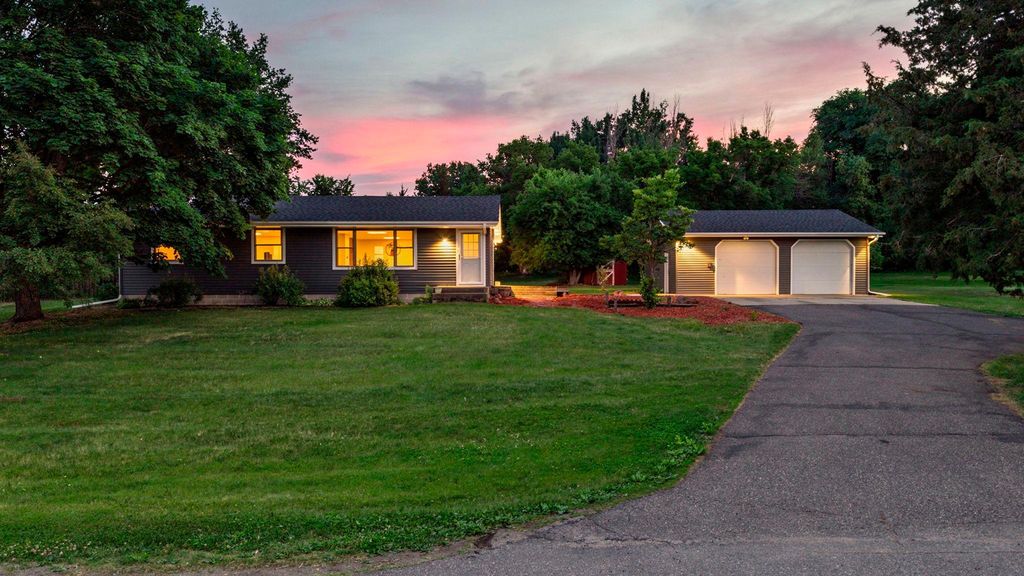 9894 Hall Avenue NE, Monticello, MN 55362