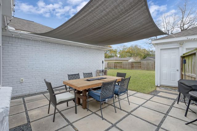 12423 Attlee Drive, Houston, TX 77077