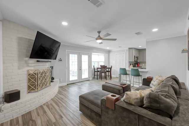 12423 Attlee Drive, Houston, TX 77077