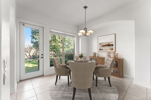 22450 Viajes, San Antonio, TX 78261