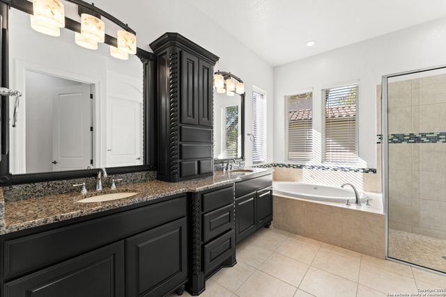 22450 Viajes, San Antonio, TX 78261