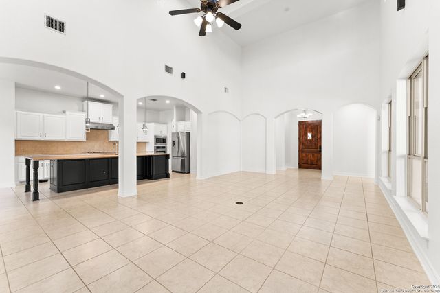 22450 Viajes, San Antonio, TX 78261