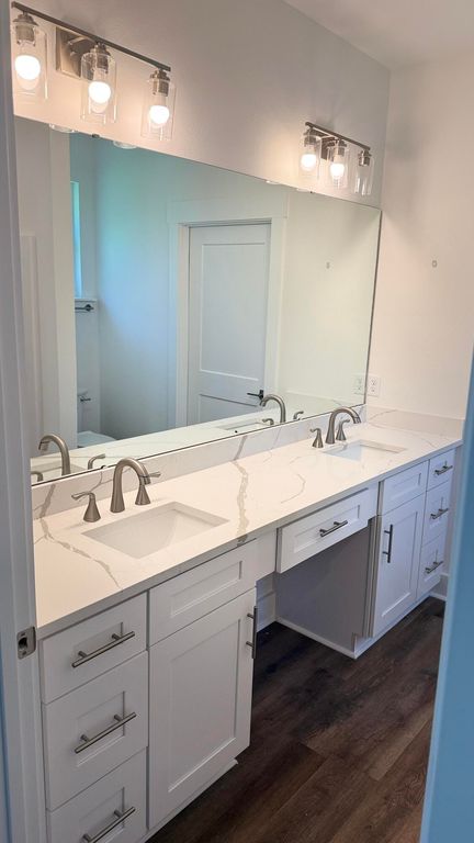 Image 13 of property listing at 4183 Luar, Chipley, FL 32428