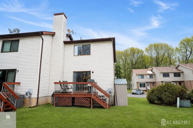 9 Wood Acres Drive, North Brunswick, NJ 08902