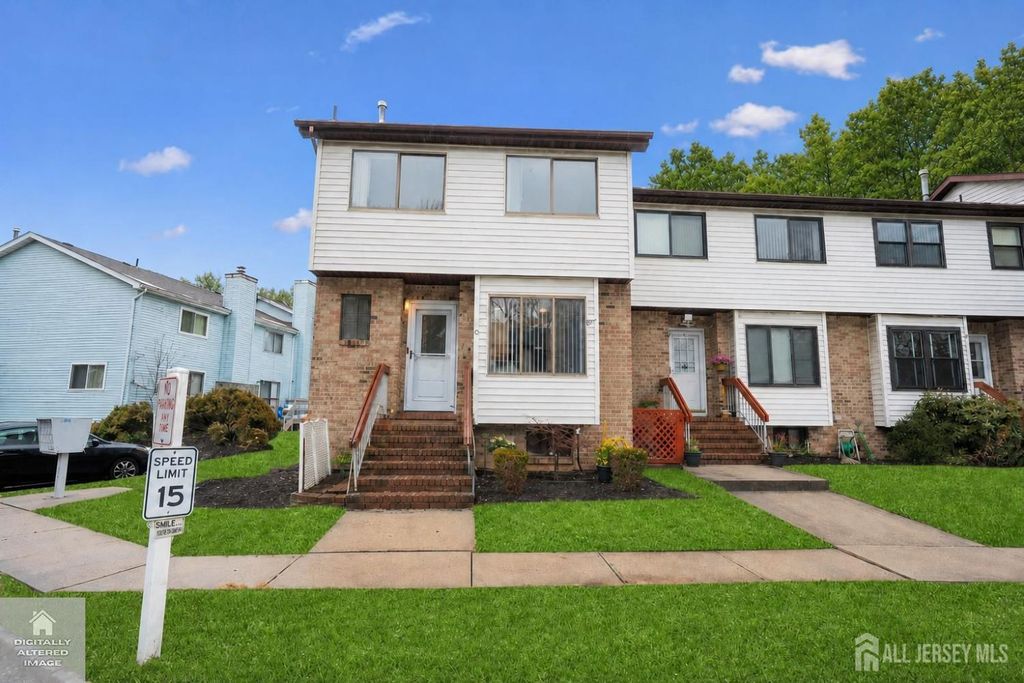 9 Wood Acres Drive, North Brunswick, NJ 08902