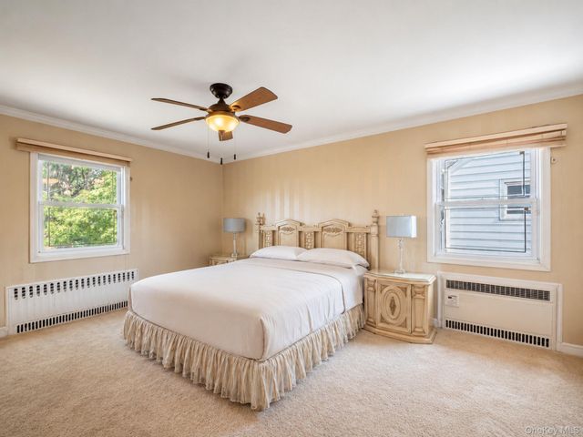 76-26 176th Street, Fresh Meadows, NY 11366