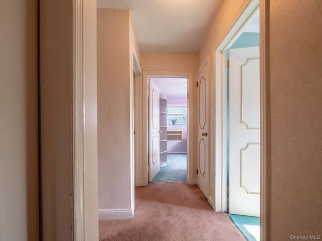 76-26 176th Street, Fresh Meadows, NY 11366