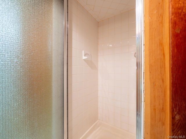 76-26 176th Street, Fresh Meadows, NY 11366