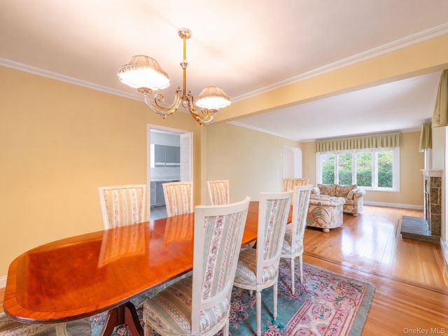 76-26 176th Street, Fresh Meadows, NY 11366