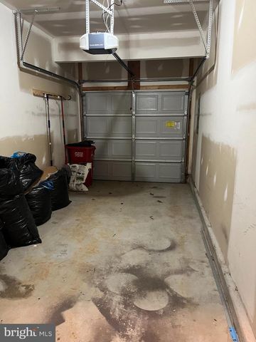 53 COMPOUND CIR, Martinsburg, WV 25403