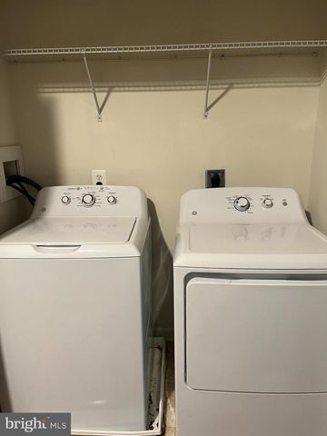 53 COMPOUND CIR, Martinsburg, WV 25403