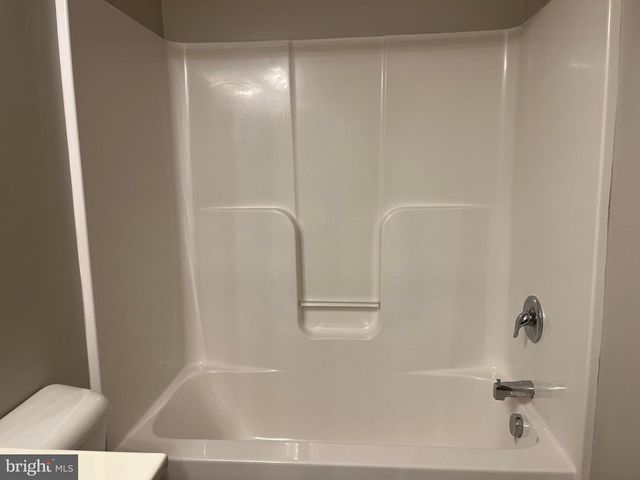 53 COMPOUND CIR, Martinsburg, WV 25403