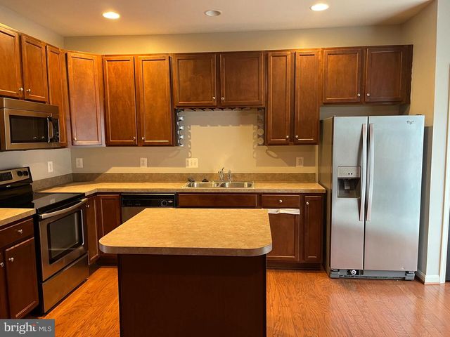 53 COMPOUND CIR, Martinsburg, WV 25403