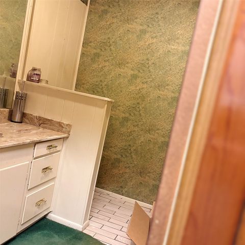 3103 N Oak Avenue, Mineral Wells, TX 76067
