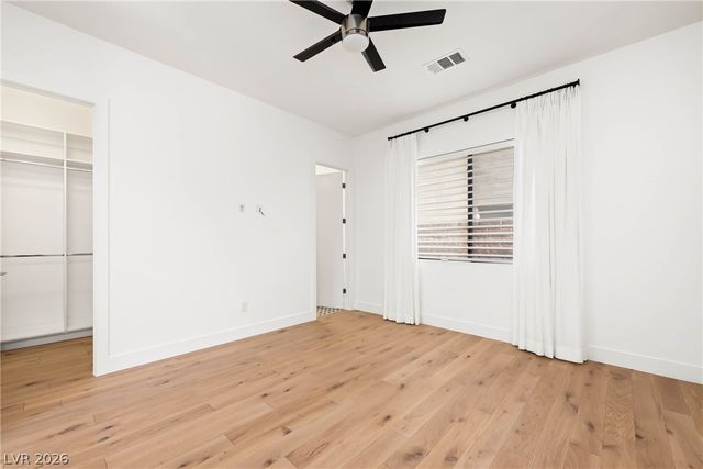 6 Garden Shadow Lane, Las Vegas, NV 89135