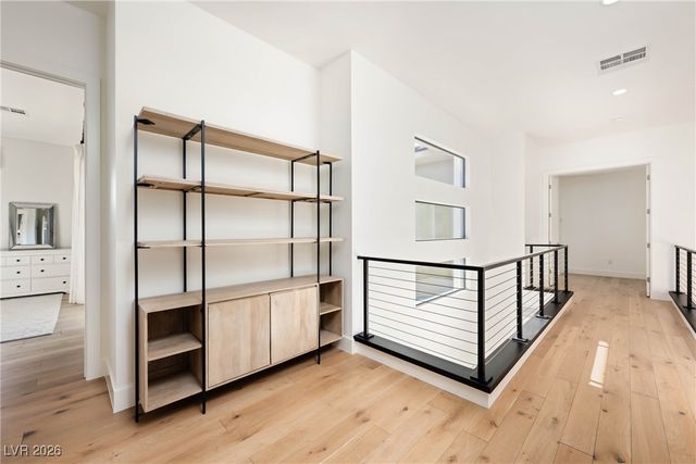 6 Garden Shadow Lane, Las Vegas, NV 89135