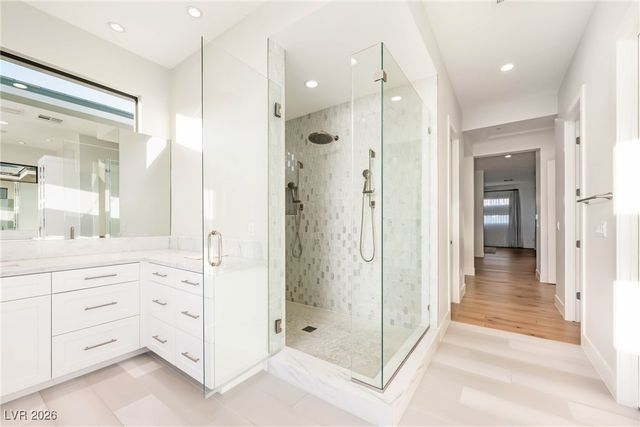 6 Garden Shadow Lane, Las Vegas, NV 89135