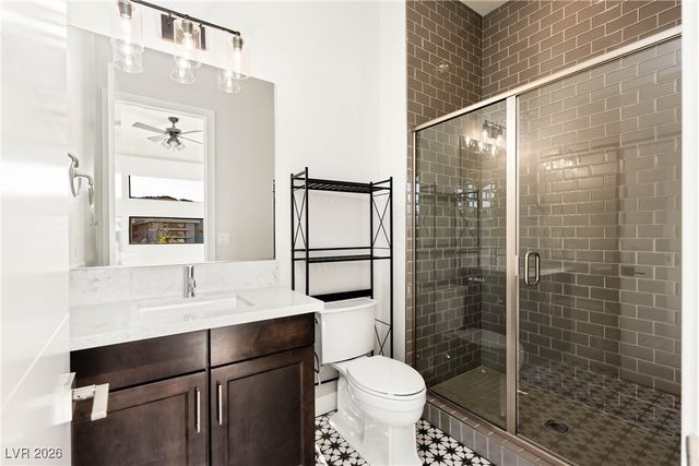 6 Garden Shadow Lane, Las Vegas, NV 89135