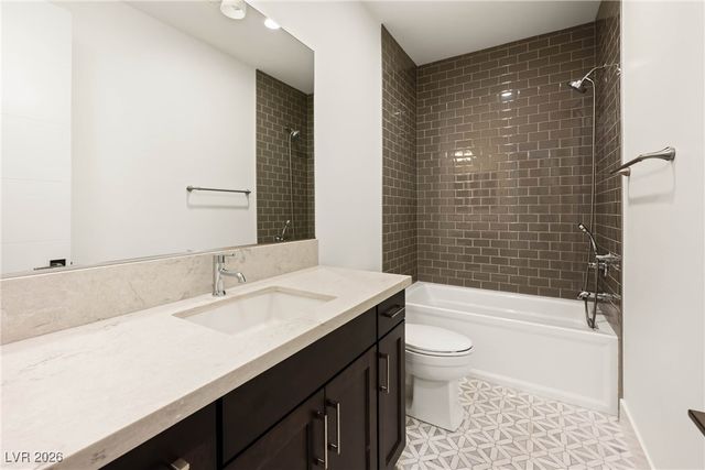 6 Garden Shadow Lane, Las Vegas, NV 89135