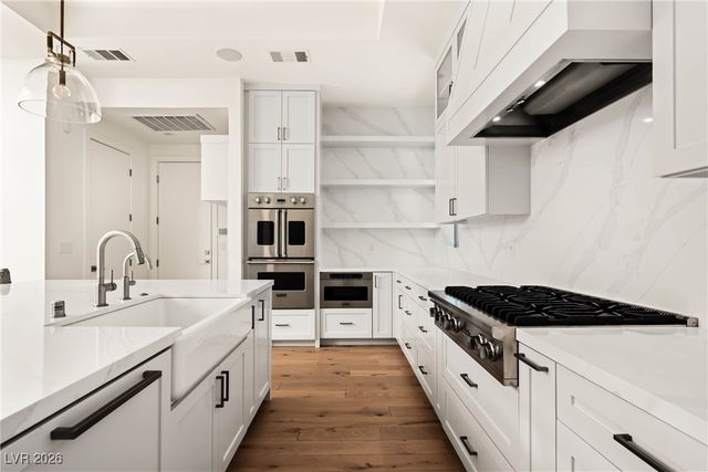 6 Garden Shadow Lane, Las Vegas, NV 89135