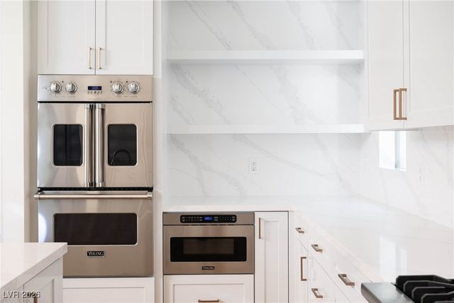 6 Garden Shadow Lane, Las Vegas, NV 89135