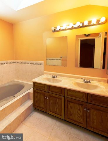 251 SAYRE DRIVE, Princeton, NJ 08540