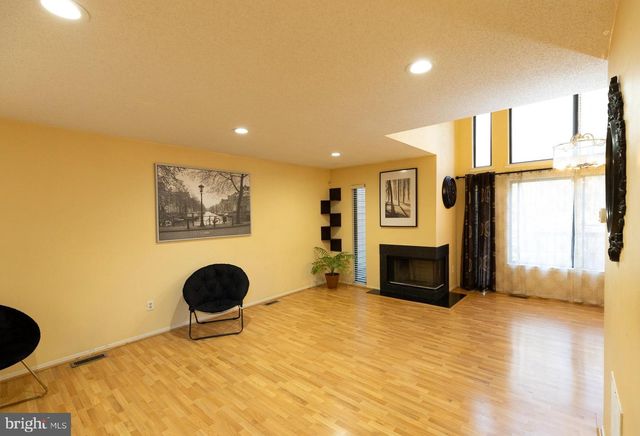251 SAYRE DRIVE, Princeton, NJ 08540