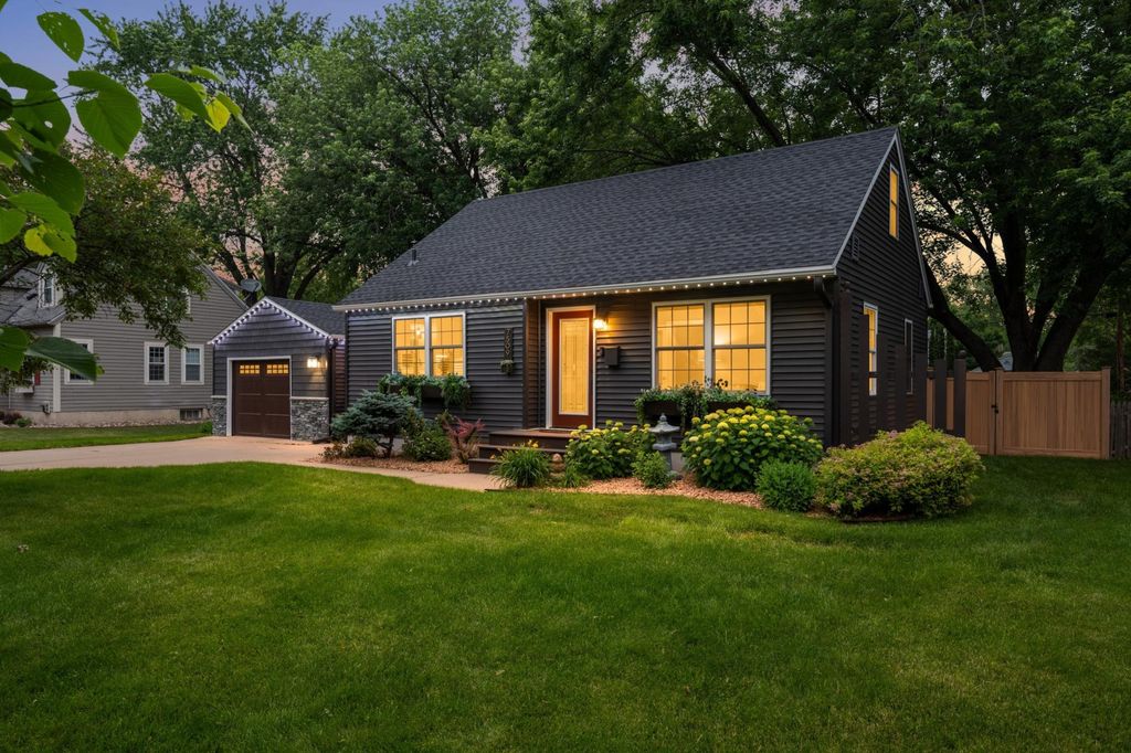 7509 Pillsbury Avenue S, Richfield, MN 55423