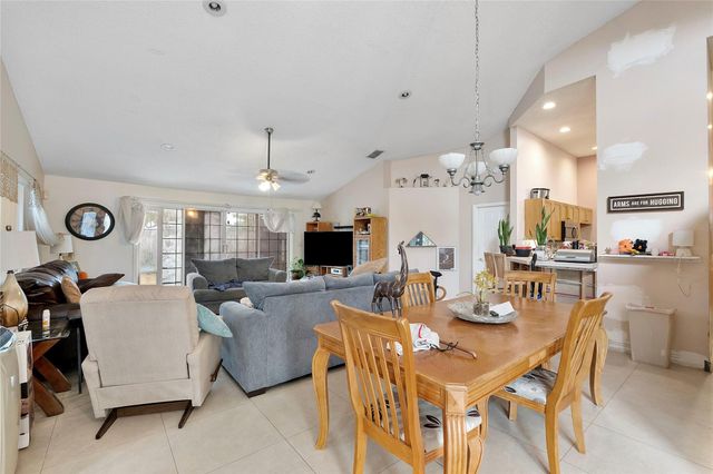 8363 Dynasty Dr, Boca Raton, FL 33433