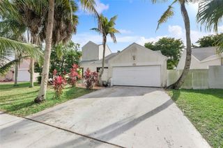 8363 Dynasty Dr, Boca Raton, FL 33433