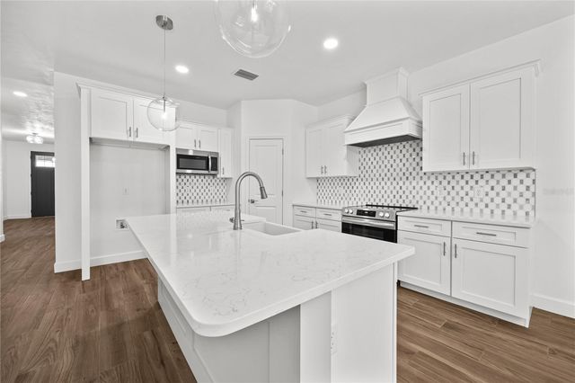 1086 SW 67TH WAY, Gainesville, FL 32607