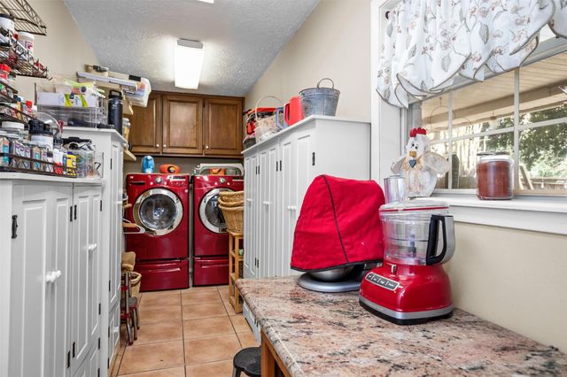 714 E Houston Avenue, Crockett, TX 75835