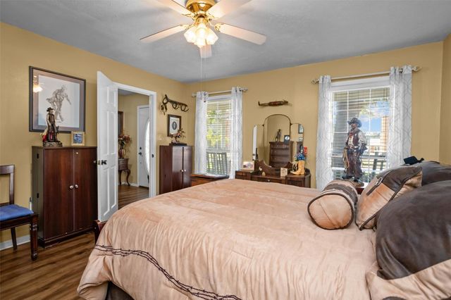 714 E Houston Avenue, Crockett, TX 75835