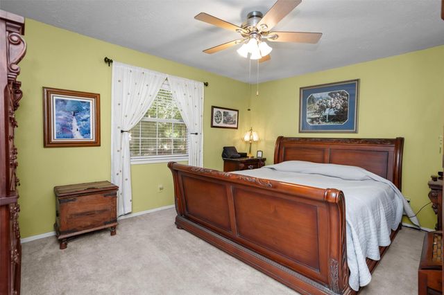 714 E Houston Avenue, Crockett, TX 75835