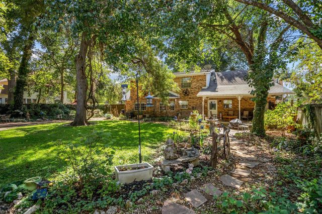 714 E Houston Avenue, Crockett, TX 75835