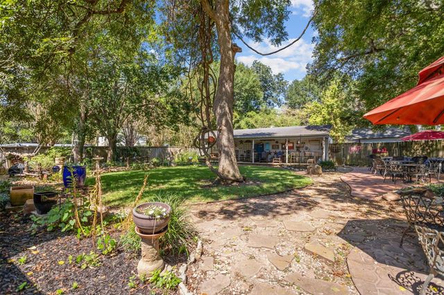 714 E Houston Avenue, Crockett, TX 75835
