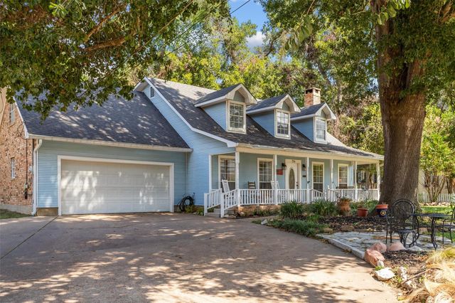 714 E Houston Avenue, Crockett, TX 75835