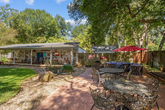 714 E Houston Avenue, Crockett, TX 75835