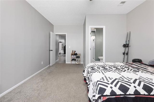 6505 N Beaman Avenue, Kansas City, MO 64151