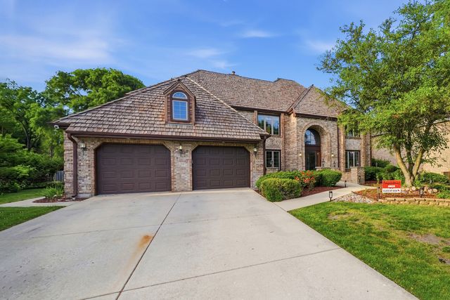 10650 Wildwood Drive, Palos Park, IL 60464