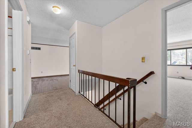 15233 Country Ridge Drive, Chesterfield, MO 63017