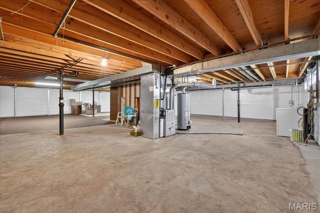 15233 Country Ridge Drive, Chesterfield, MO 63017